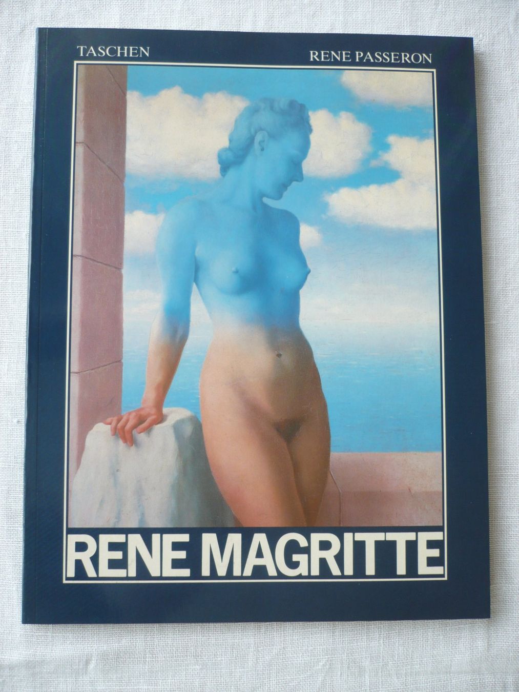 Livres: RENE MAGRITTE, Text René Passeron – D'occasion à Zürich par saltandpepper008