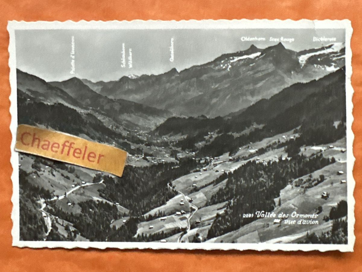 Cartoline postali: Alte Ansichtskarte "Vallée des Ormonts vue avion.  – Usato da Zürich venduto da Chaeffeler