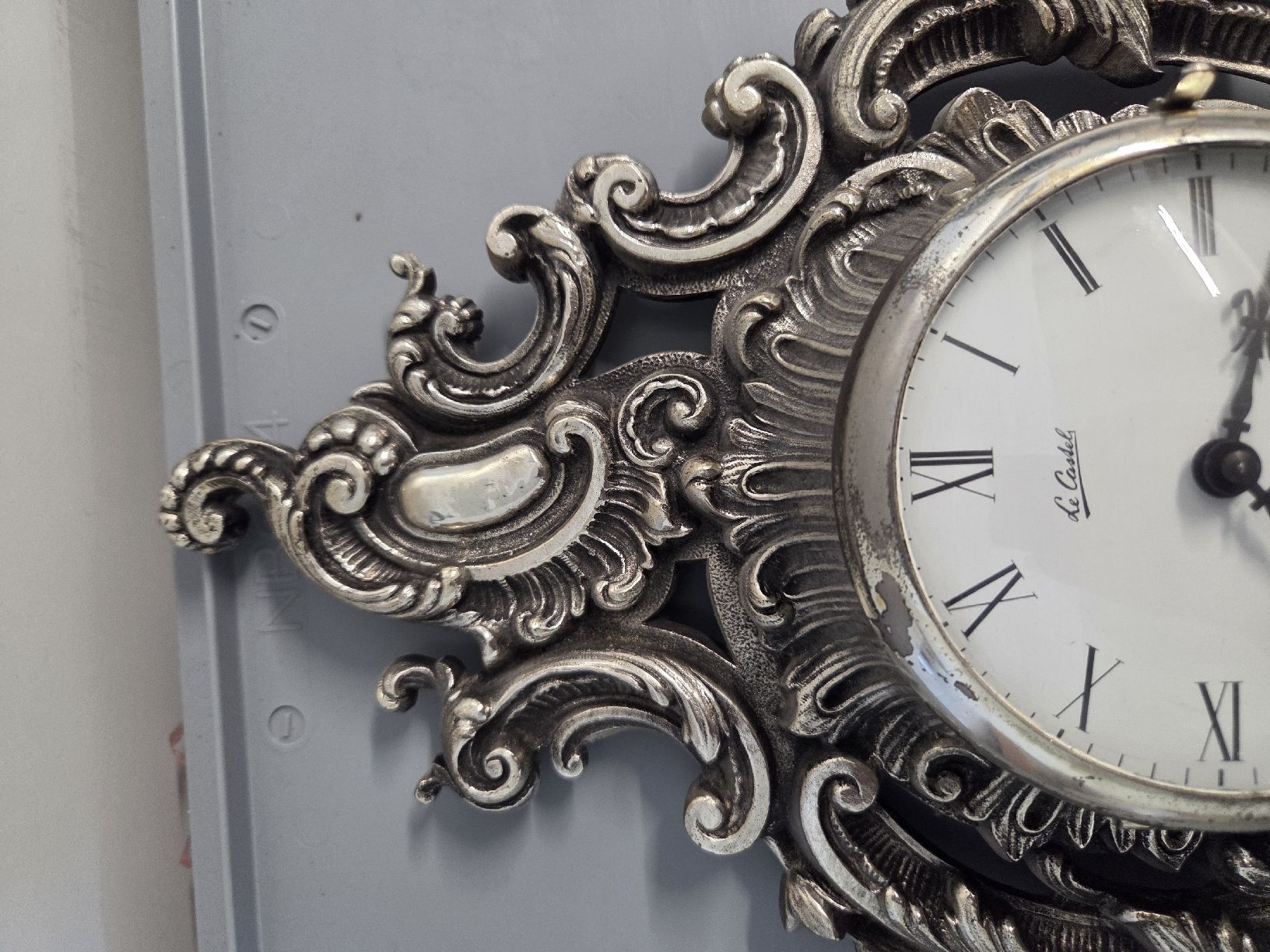Orologi da terra & Orologi da parete: Wanduhr Le Castel  – Usato da Dietikon venduto da Allegra34 8