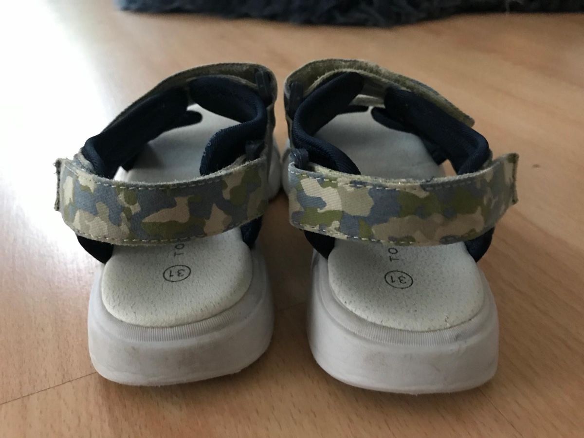 Tommy Hilfiger Schuhe für Jungen: Tommy Hilfiger Kinder Sandale Gr.31 – Gebraucht aus Oberwil BL von Gutundsuperklein16 6