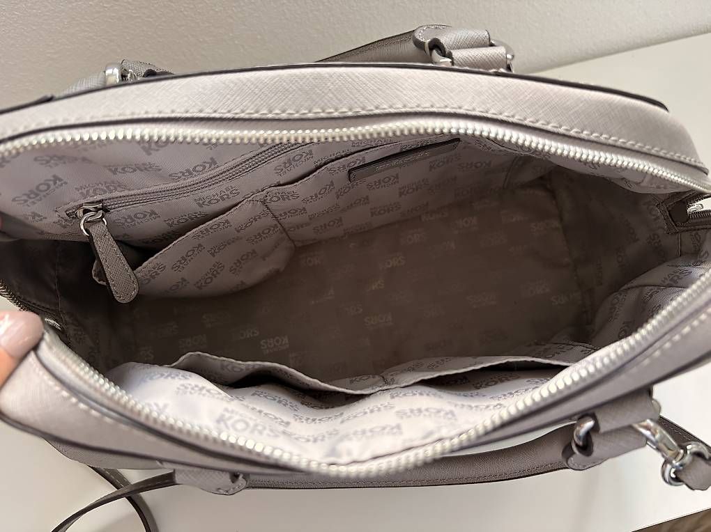 Borse da donna: Michael Kors Selma Medium Handtasche  Original – Usato da Dinhard venduto da nicigin91 1