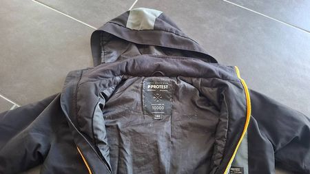 Winter-jacke für Kinder, Grösse 140