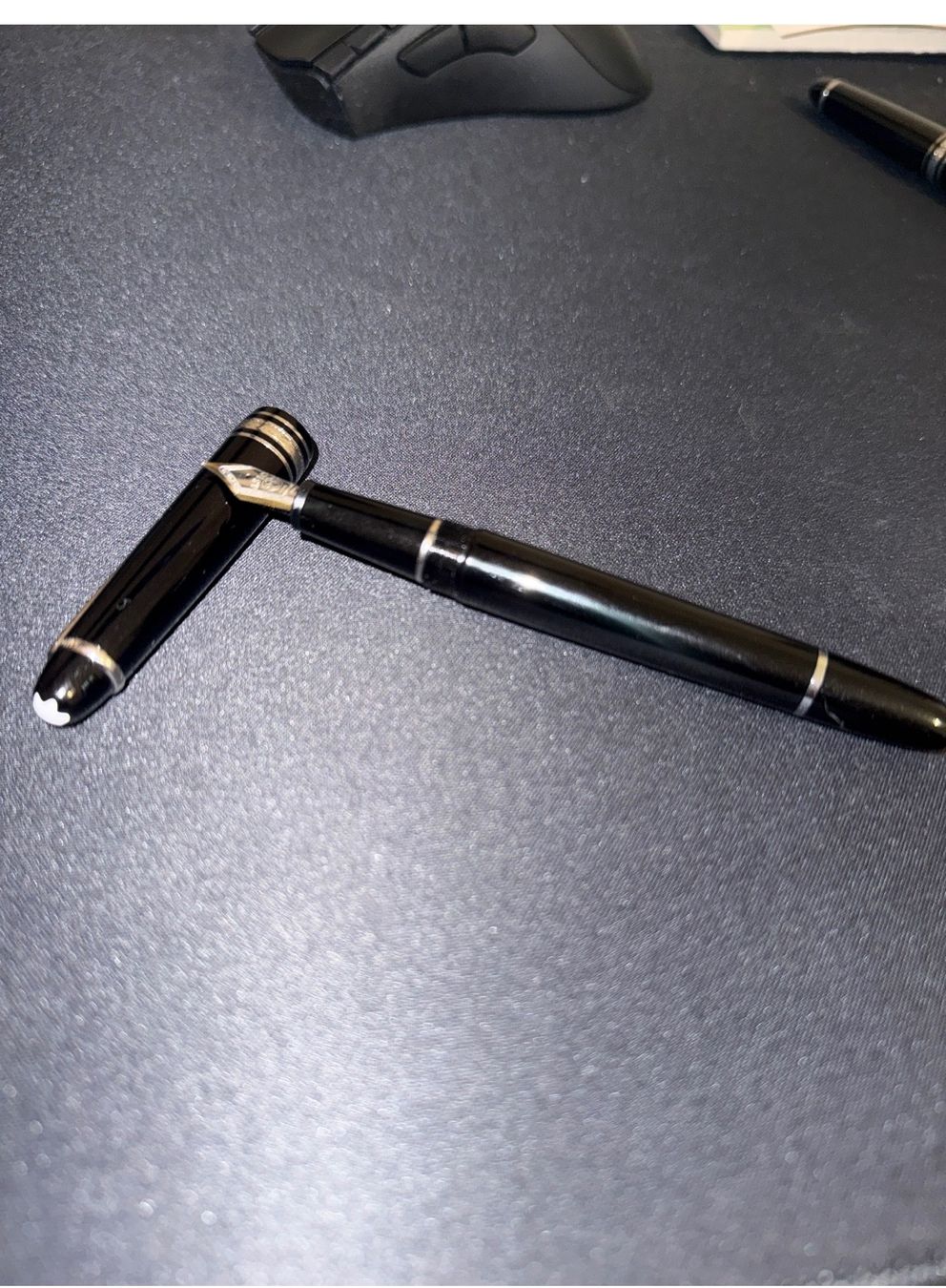 Montblanc Penna & Evidenziatori: Penna Montblanc stilografica argento – Usato da Pedrinate venduto da SouthernMerchant