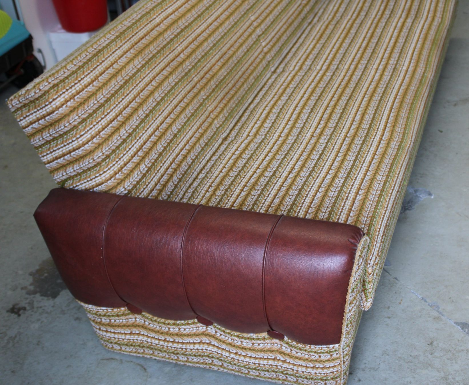 Divani: Retro/Vintage Sofa (SN) – Usato da Schaan venduto da antikes_und_kurioses 1