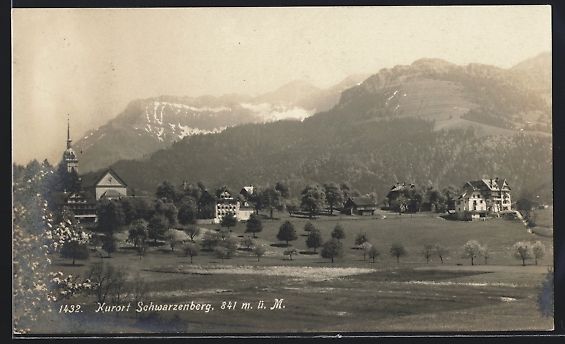 Cartoline postali: Schwarzenberg, Ortsansicht mit Kirche un – Usato da Berlin venduto da bartko-reher
