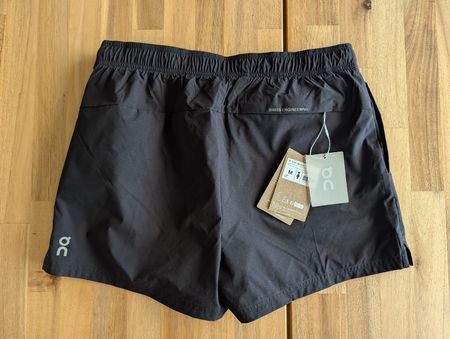 On Shorts Damen Grösse M