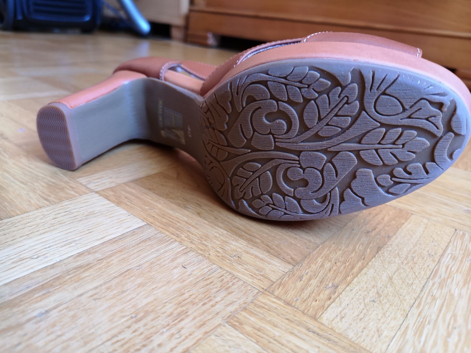 Chaussures femmes: Pumps Leder Cognac 40  – D'occasion à Samedan par sowaw 3