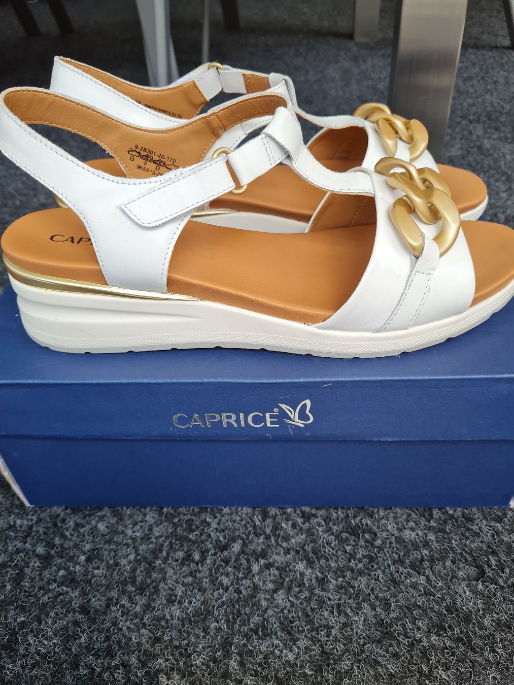 Scarpe da donna: Caprice Sandale Gr.41 – Nuovo (secondo la descrizione) da Rotkreuz venduto da tat_8zds 1