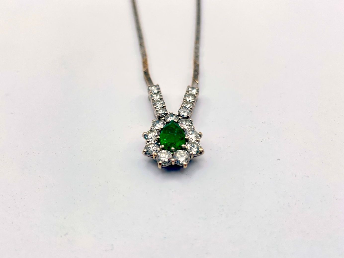 Catenine: Wunderschönes Weissgold-Collier mit echtem Smaragd – Usato da Birmensdorf ZH venduto da Swiss-Sell750 5