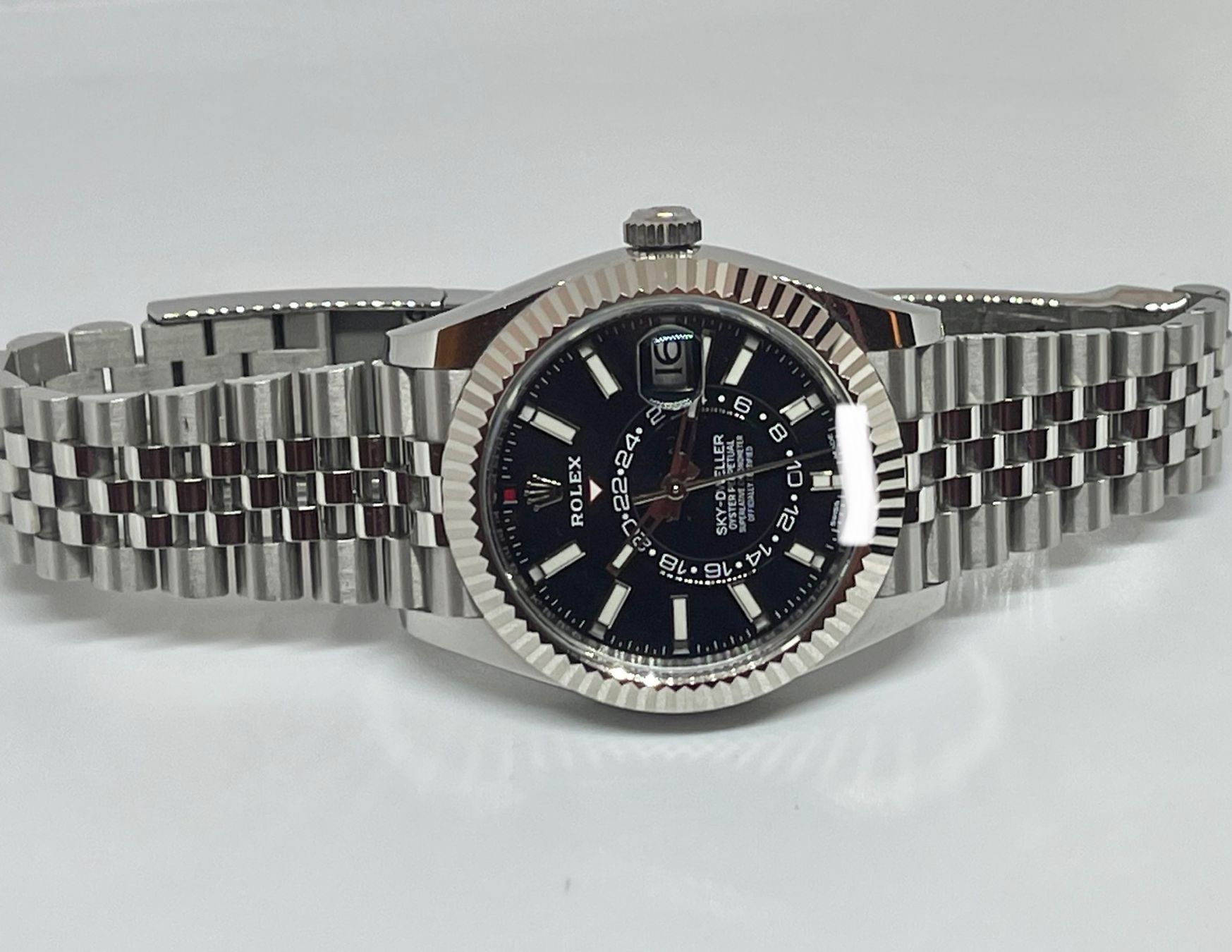 Rolex Orologi: Rolex Sky Dweller 326934 Black Dial Full Set – Nuovo (secondo la descrizione) da Lugano venduto da Superstudiolugano 3