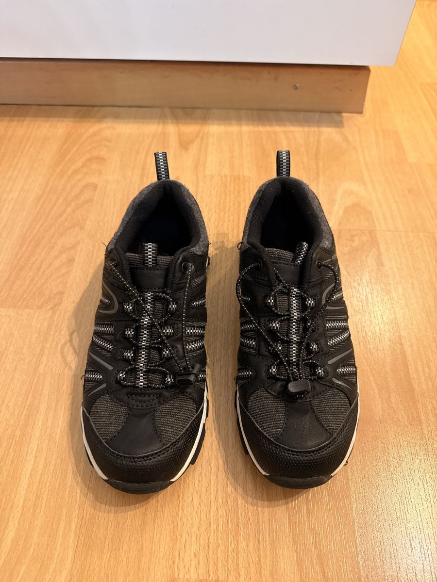 Scarpe da donna: Graceland Wanderschuhe schwarz Grösse 37 leicht gebraucht – Usato da Chur venduto da Pedro.Giesteira 2
