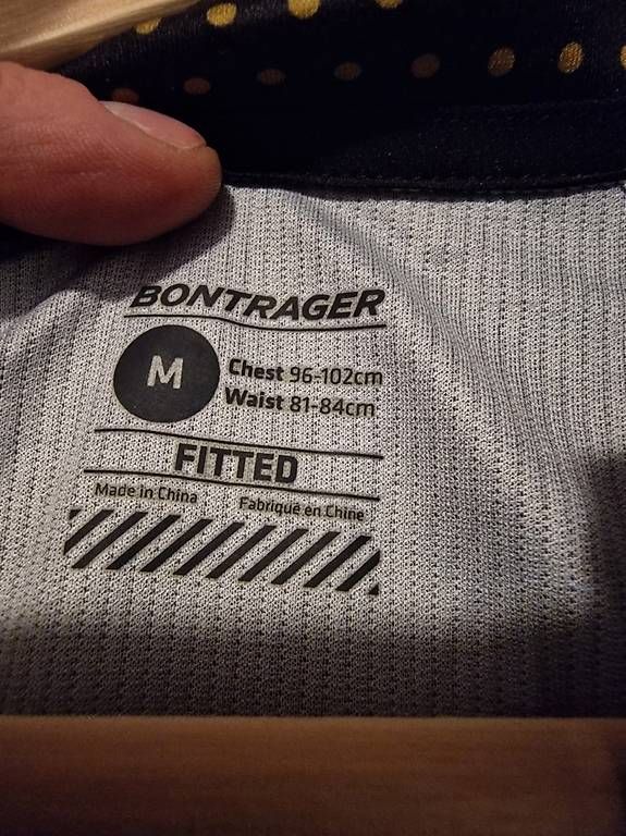 Canottiere & Pantaloni: Velotrikot Bontrager neu – Usato da Wichtrach venduto da m_m_m_1990 2