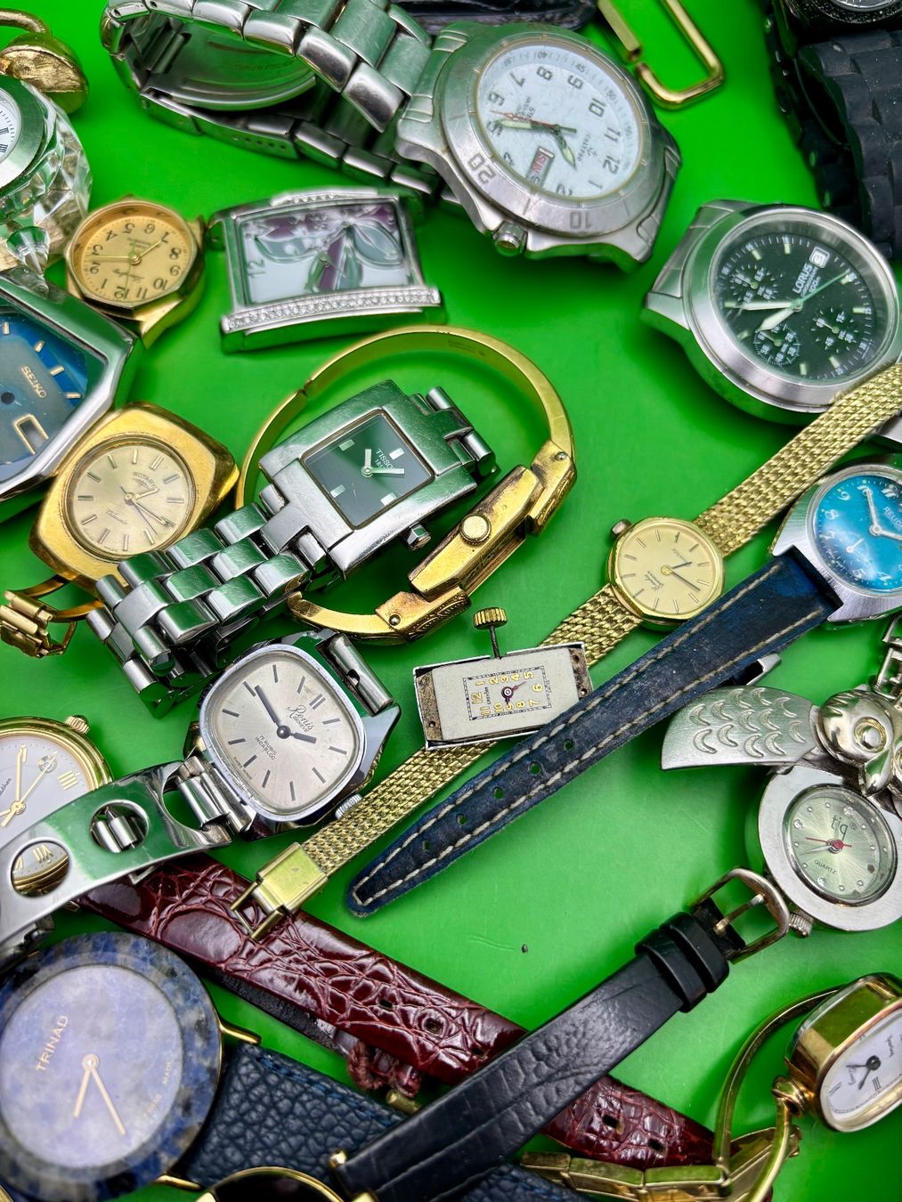 Montres: Mega Uhrenlot – Défectueux à Rorschach par ZeitWerk.10 9