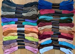30x Garn / Stickgarn, Neu