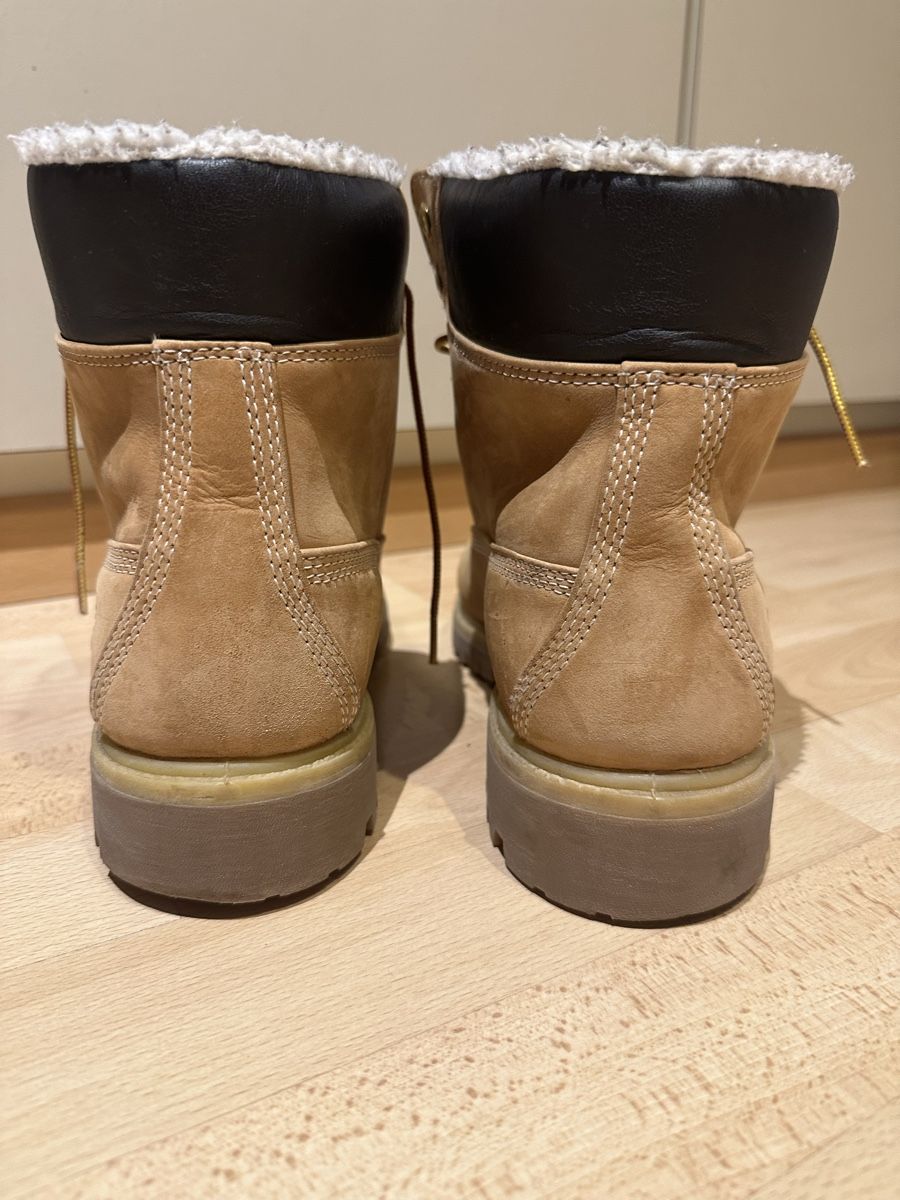 Timberland Scarpe da uomo: Timberland 6IN Warmlinedboot Nubuck Gr. 43,5 Waterproof – Usato da Uetendorf venduto da Gar_9pvy 3