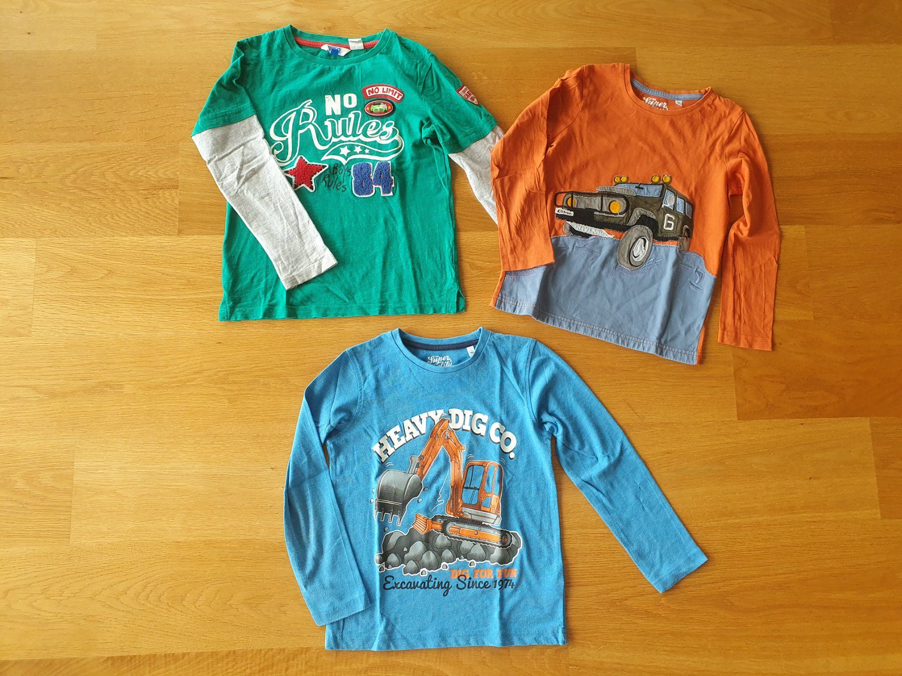 Lotti & Set di vestiti: Kleiderpaket Gr. 122 (7 Stücke) – Usato da Villars-sur-Glâne venduto da richardette 5