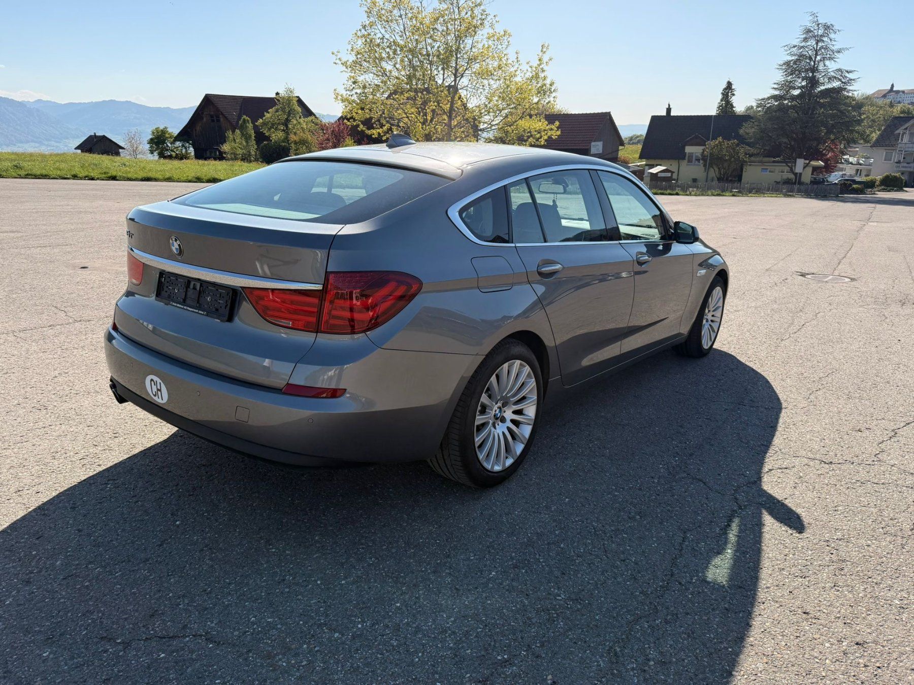 BMW Automobili: BMW 530d GT – Usato da Uetliburg SG venduto da leo_j9pk 3