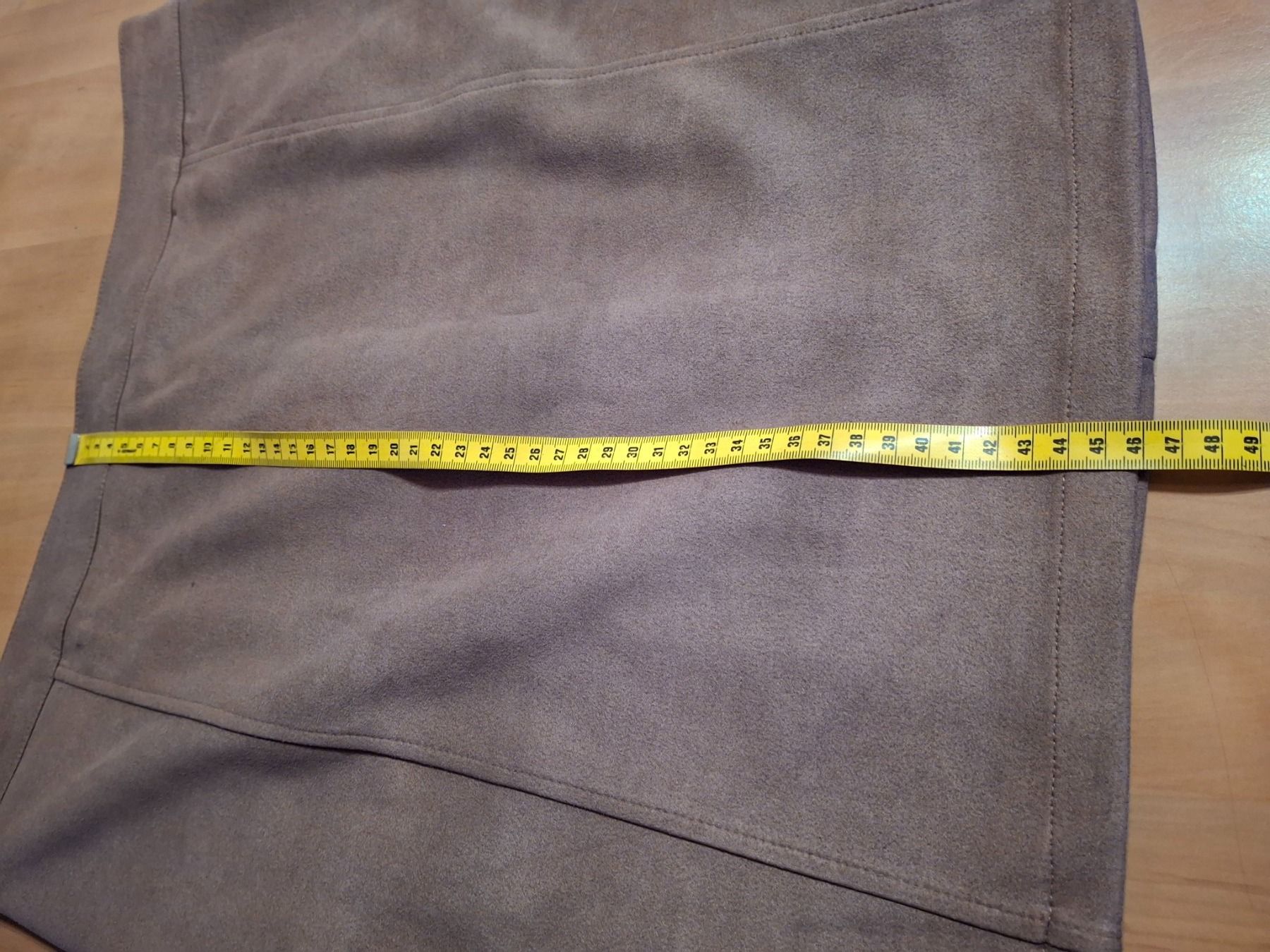 Gonne: Jupe imitation daim taille L marque Chicorée – Usato da Villiers venduto da san_jn5w 6
