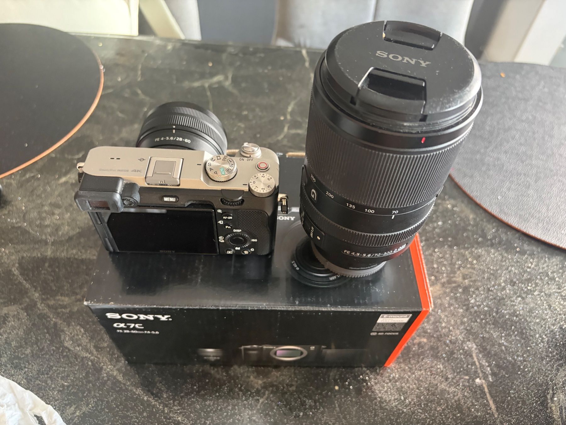 Sony Fotocamera: Sony Alpha 7C silber mit 2 Objektiven E-Mount neuwertig – Usato da Steffisburg venduto da Igino111 3