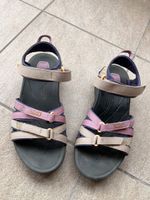 Sandales TEVA femme multicolore taille 38 bon état
