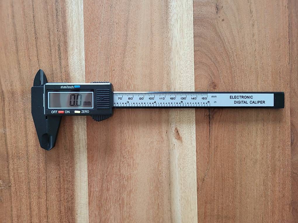 Misurare: Digitale Schieblehre Kunststoff 0-150mm mm/inch – Nuovo (secondo la descrizione) da Buchrain venduto da bux02