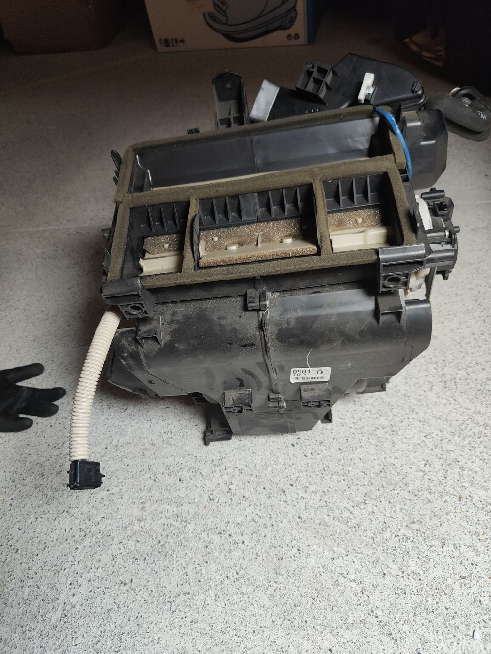 Toyota Tutti pezzi di ricambio auto: chauffage / climatisation Toyota Corolla 1.8 TS 2005 – Usato da Monthey venduto da Aspec85 3