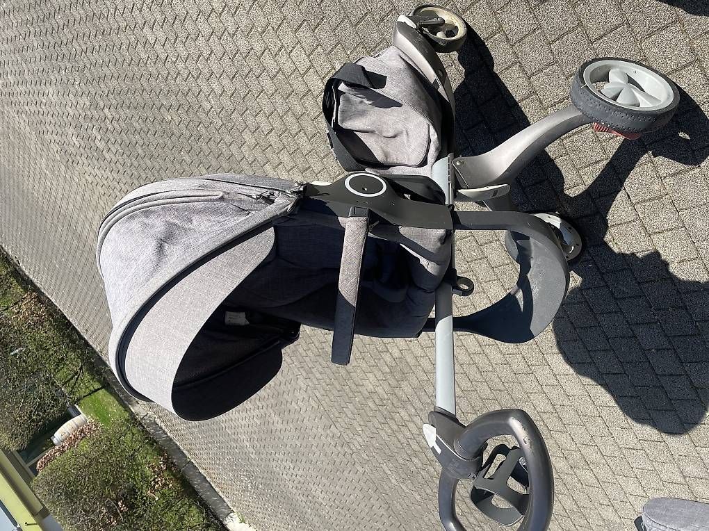 Carrozzine: Stokke xplory Kinderwagen  – Usato da Hausen AG venduto da Ble.Rra 1