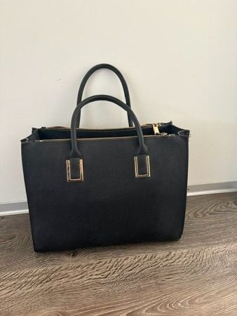 gebrauchte Tasche - guter Zustand