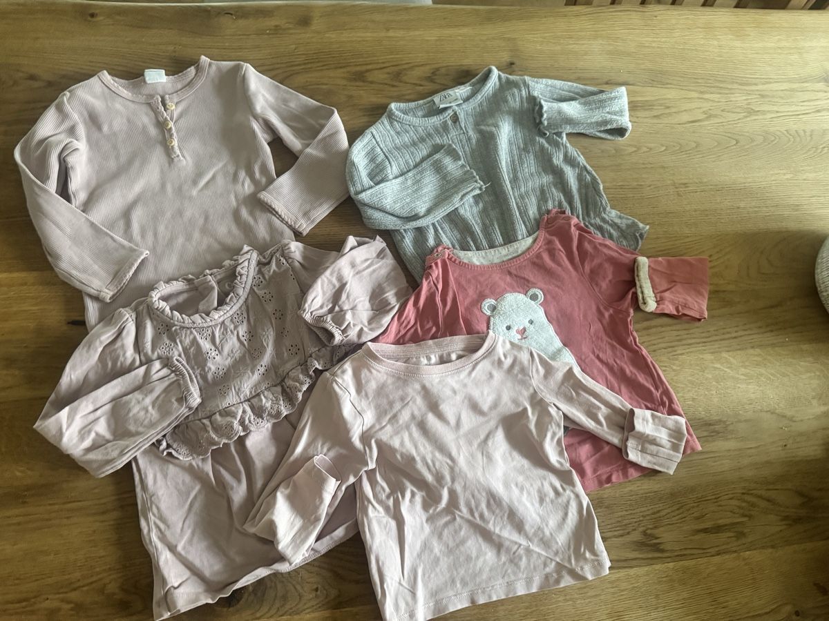 Lotti & Set di vestiti: Kleiderpaket Mädchen 86  – Usato da Gossau SG venduto da rut_2dkt 1