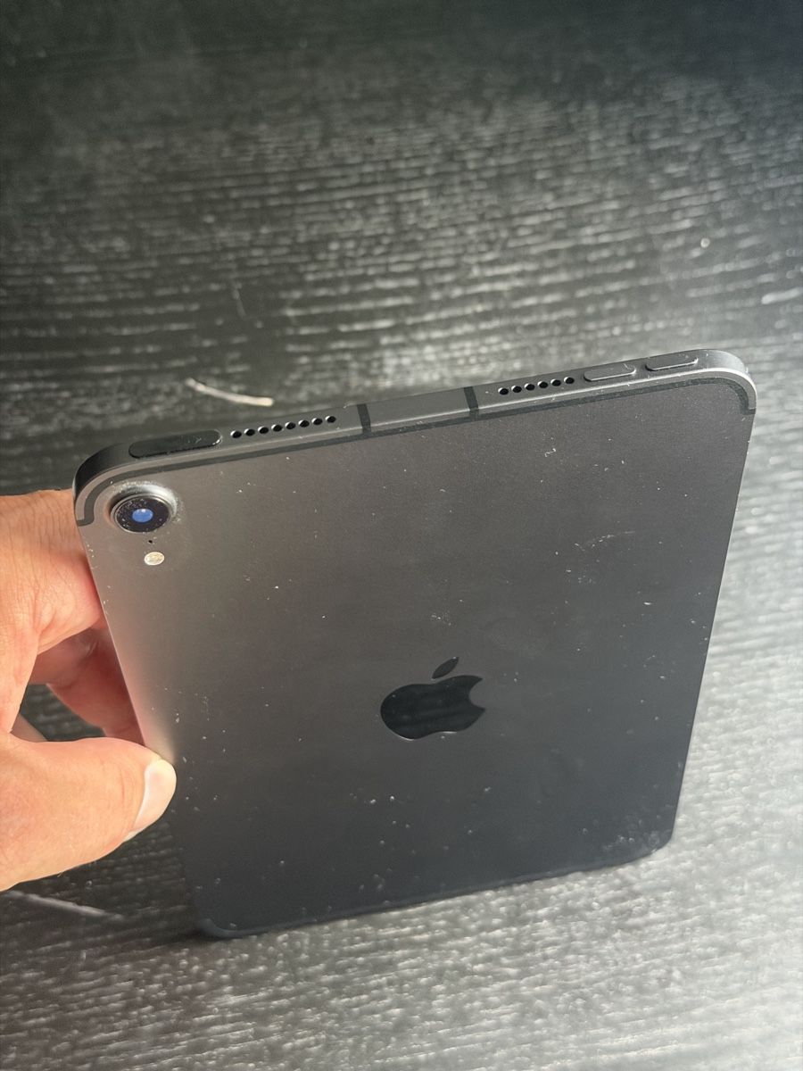 Apple Tablet PC: iPad Mini 6 5G 64 GB – Usato da Lausen venduto da yan_lnj6 5