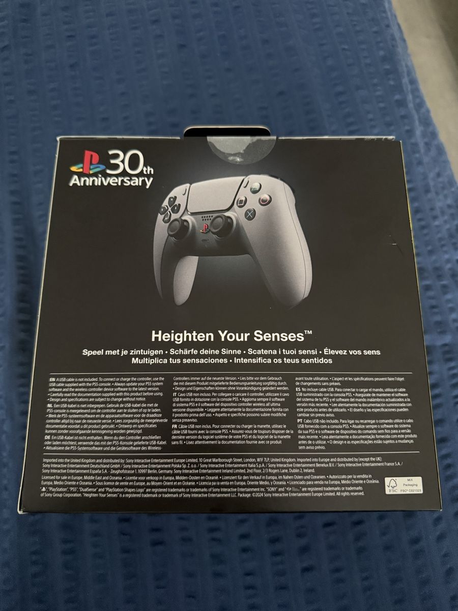 Controller: Playstation 5 Controller 30th Anniversary – Nuovo e nell'imballaggio originale da Herisau venduto da Antonys 1