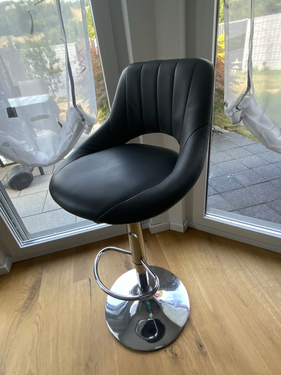 Hocker: Barhocker Kunstleder grau  – Gebraucht aus Duggingen von firedog144 1