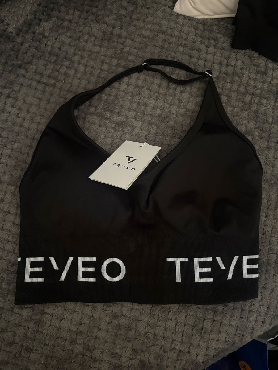 Teveo Tops: Teveo Neckholder BH in M – Neu und originalverpackt aus Aarwangen von emelie.1101