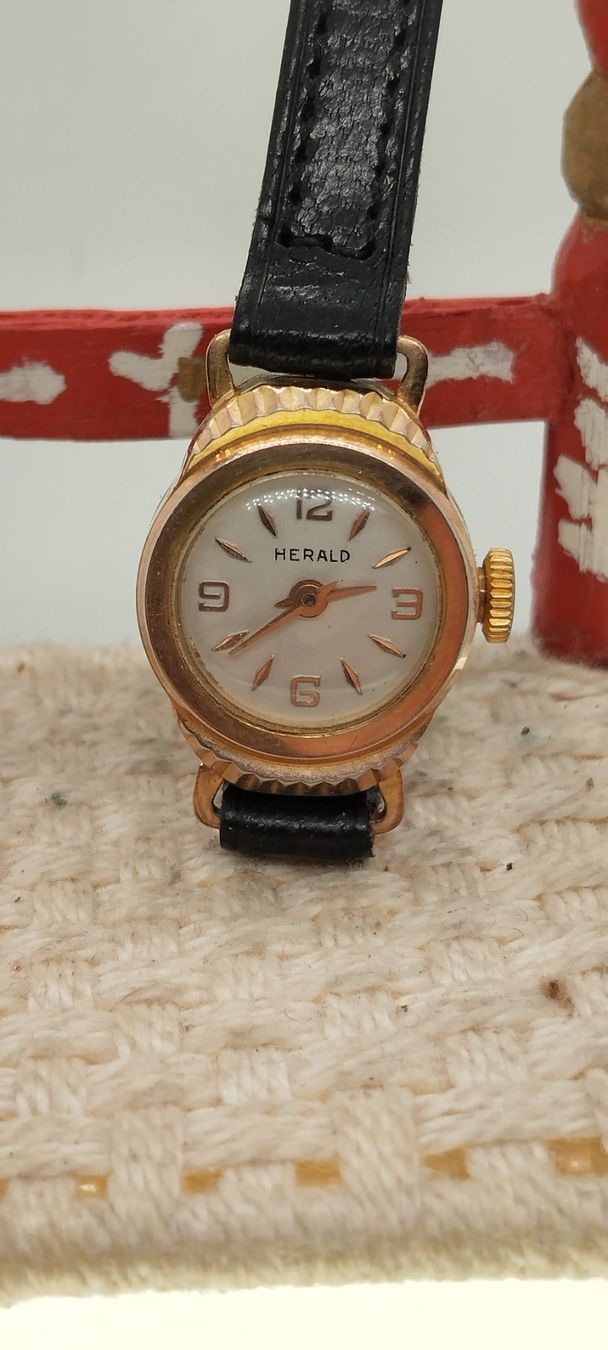 Orologi: Montre herald – Usato da La Chaux-de-Fonds venduto da jac_9llg