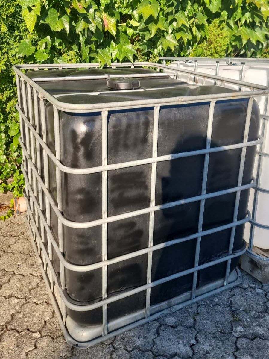 Abreuvoirs & Auges: 2 IBC Wassertank 1000l Wasserbehälter Regenwassertank UV-Sch – D'occasion à Wettingen par ray_boccia 6