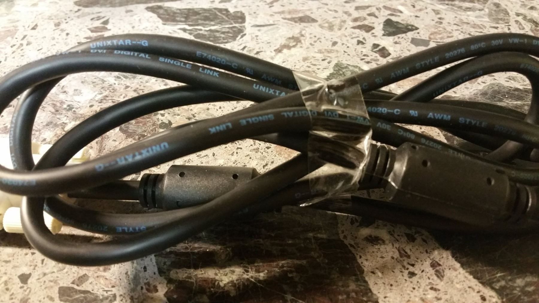 Cavi: 2X DV-I Digital Kabel – Usato da Uerkheim venduto da Justi.y 1