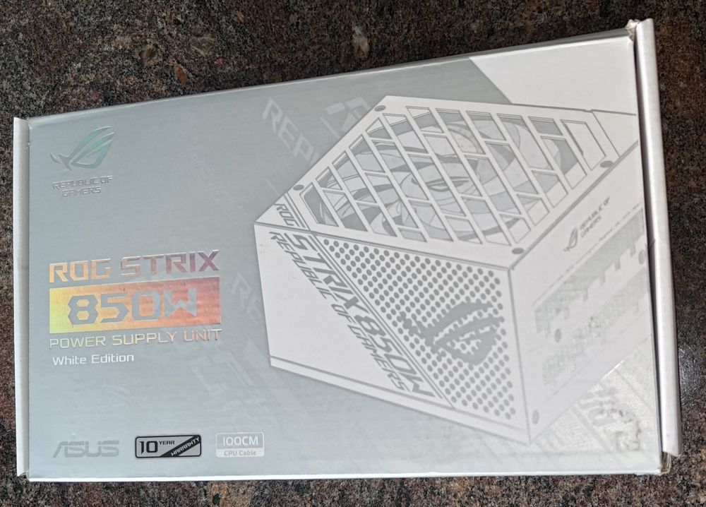 ASUS ROG STRIX 850G WHITE (Gebraucht) in Oberentfelden für CHF 79 – mit ...