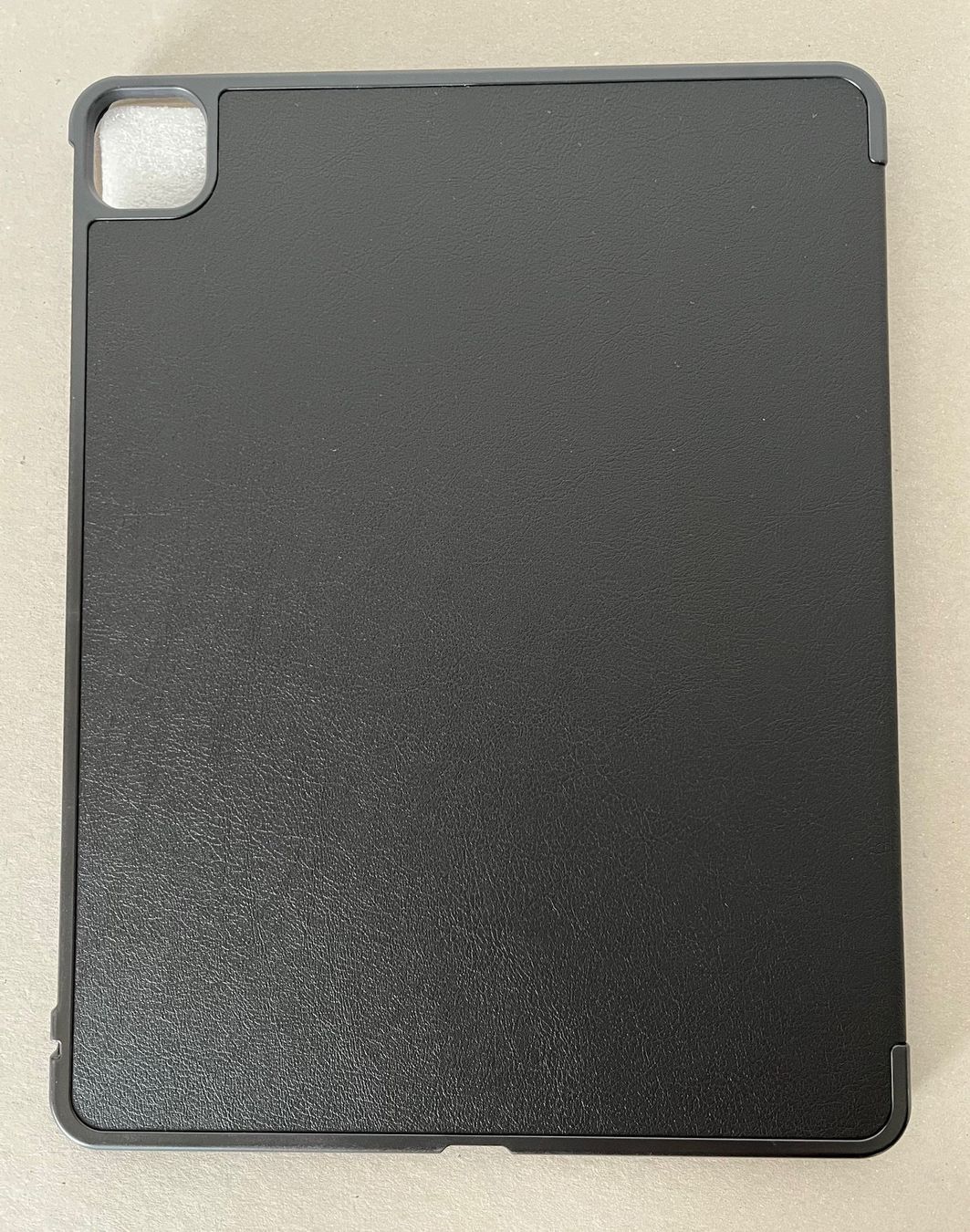 Apple Covers & Borse: Hülle Cover Hardcase - iPad Pro 13" 2024 – Nuovo e nell'imballaggio originale da Utzigen venduto da Flyblue 6