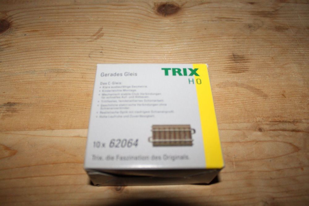 TRIX 62064 Gerades C-Gleis H0 - 10 Stück 64,3mm Für Modelleisenbahn