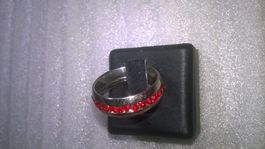 RING EDELSTHAL,,MIT ROT KRISTALL,,GLANZIG