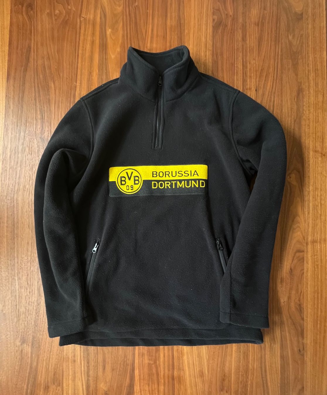 Maglioni & Felpe: Borussia Dortmund Fleece – Usato da Näfels venduto da dom_9p7f