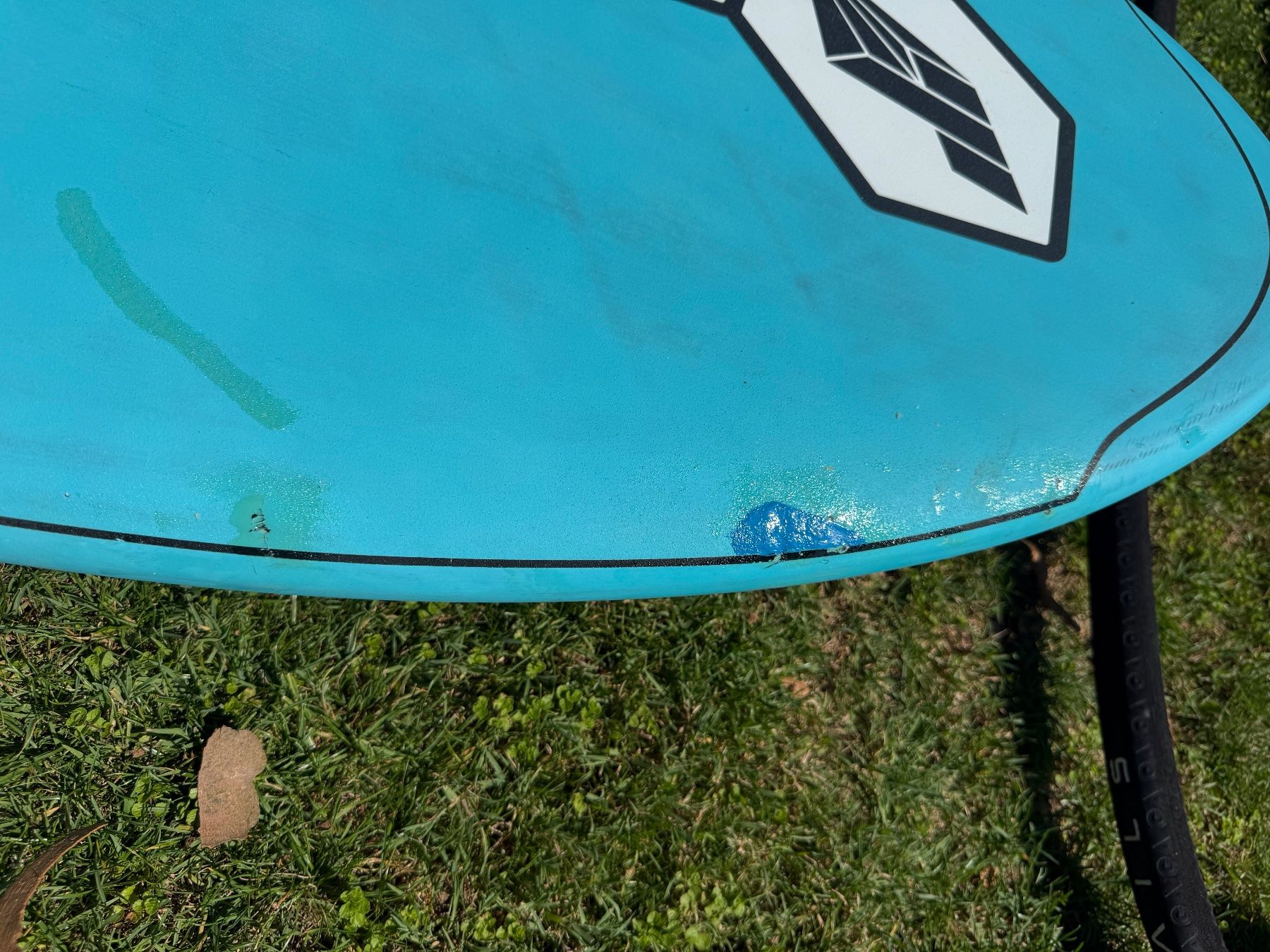 Tavole da surf e di nuoto: Komplettes Surfset Tabou 125 Rocket mit 3 Segel u. Gabelbaum – Usato da Greifensee venduto da RaumZH 3