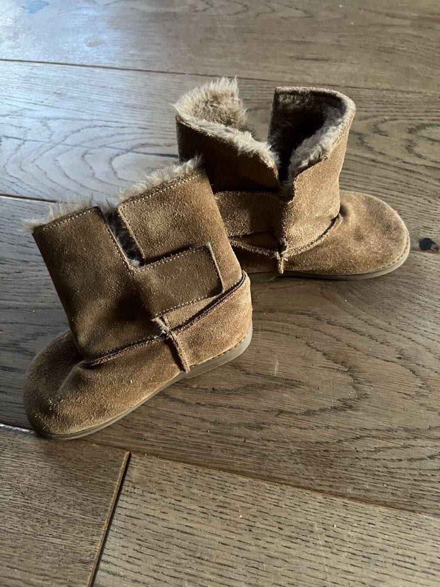 Helvesko Scarpe per ragazzi: Warme Winterstiefel Gr. 23 Helvesko – Usato da Zullwil venduto da salgy 2