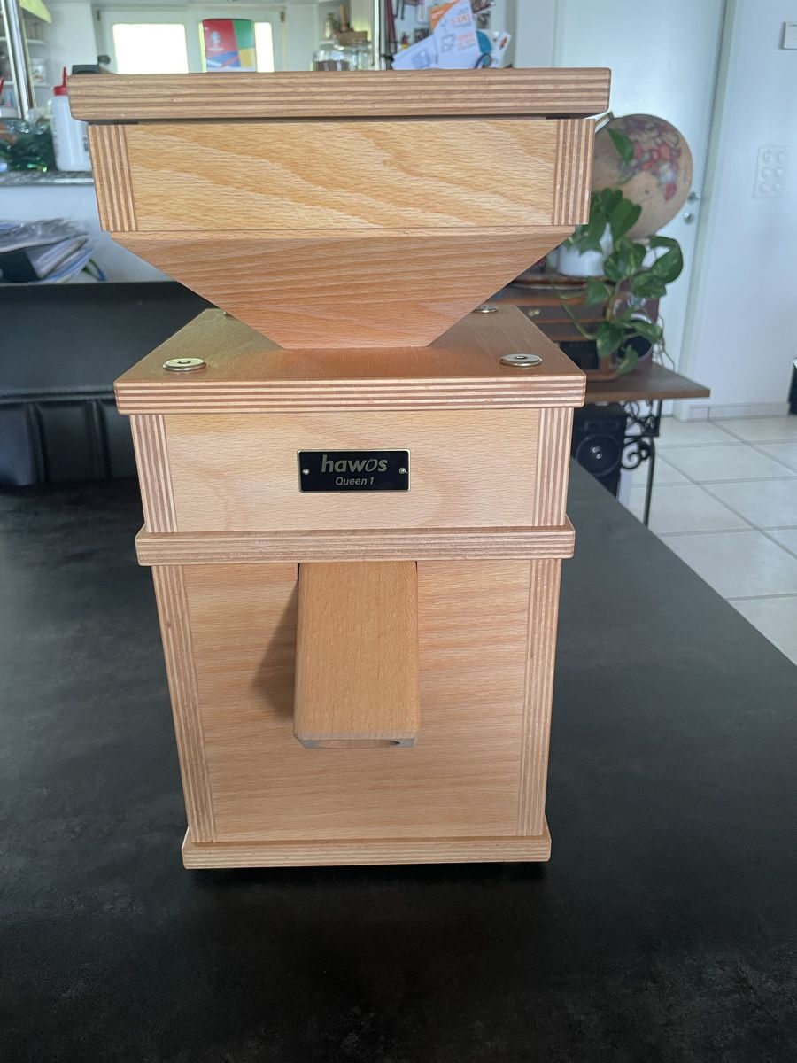 Küchengeräte: Moulin à Grains Hawos Queen 1 – Gebraucht aus Vallamand von Bricbracbroc82