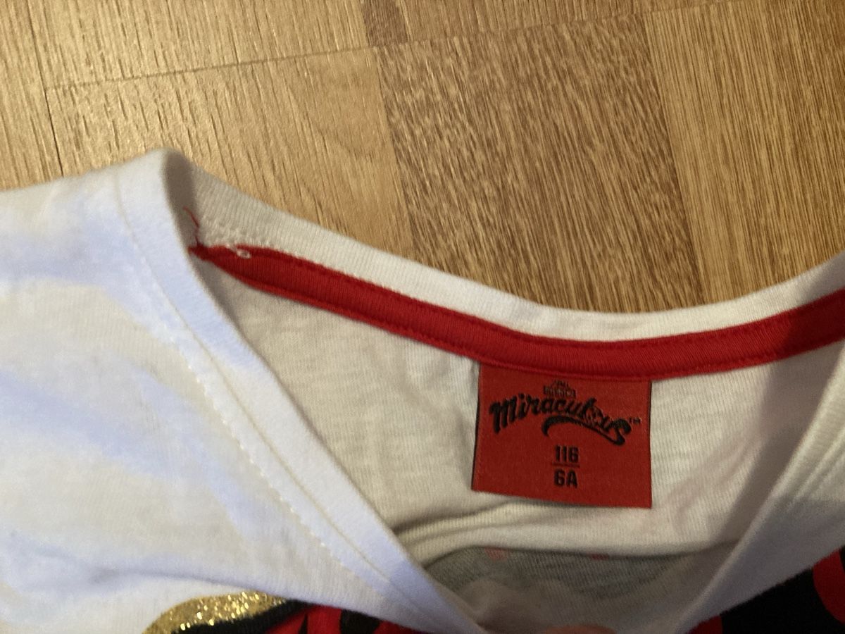 Blusen, T-Shirts & Tops: Miraculous Ladybug Langarmshirt Gr. 116 – Gebraucht aus Emmenbrücke von JJ_89 2