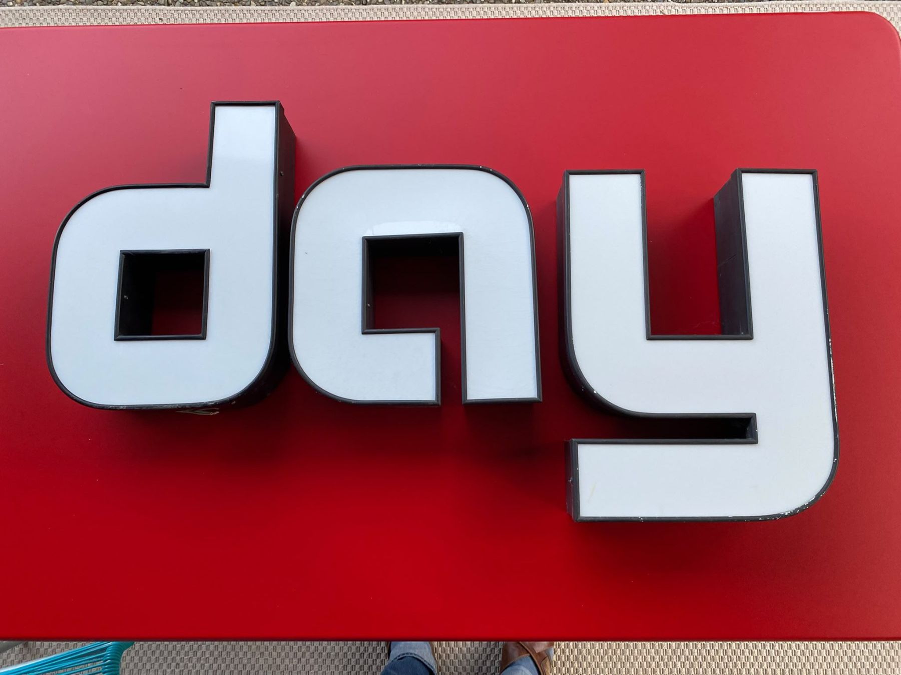 Toutes les décorations: Leuchtbuchstaben "day" 70er – D'occasion à Köniz par Vintagetoys 2