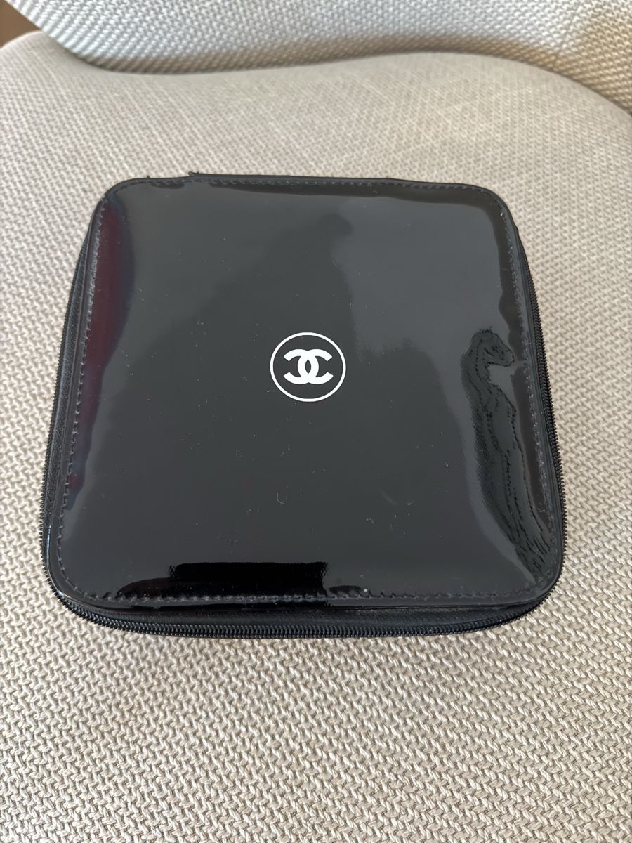 Chanel Borse da donna: Chanel makeup case – Usato da Rüschlikon venduto da luc_q2tl