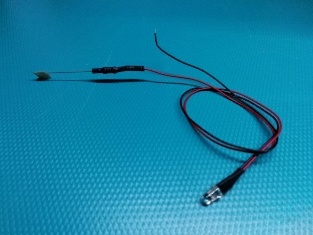 Elektronikbauteile: Flacker-LED orange 3mm, verkabelt 5+5=10 – Neu (gemäss Beschreibung) aus Luzern von Salefactory 1