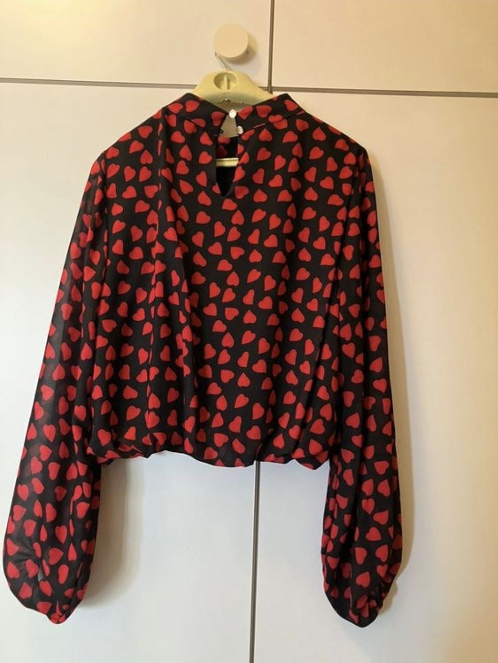 Camicette: Chemise cœurs noire et rouge M – Usato da Lausanne venduto da Cognitia 1