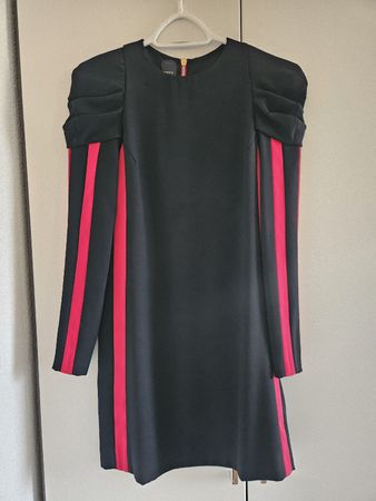 PINKO Kleid schwarz/rot